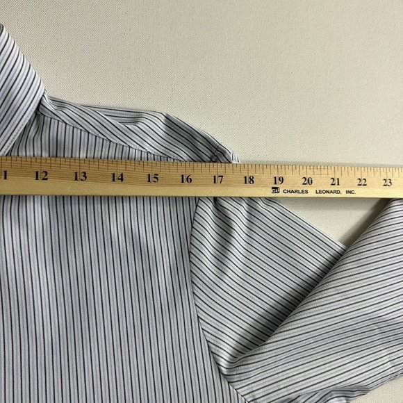 Mizzen + Main Shirt Men's Medium Trim Button Up Trim Fit Blue White Stripes LS - Picture 7 of 9